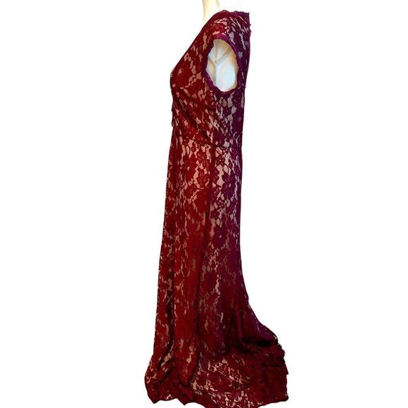 LM Collection Romantic Ride Gown Size 10 - Picture 7 of 10